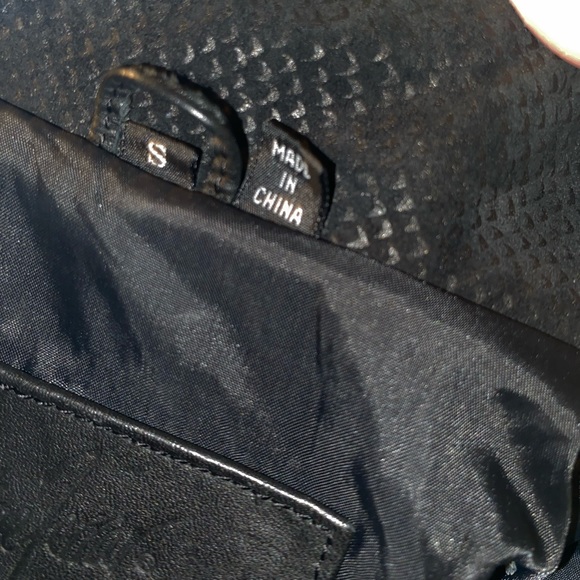 Gorgeous Jacqueline Ferrar Black Leather Trench Coat  - Size Small - Picture 14 of 16